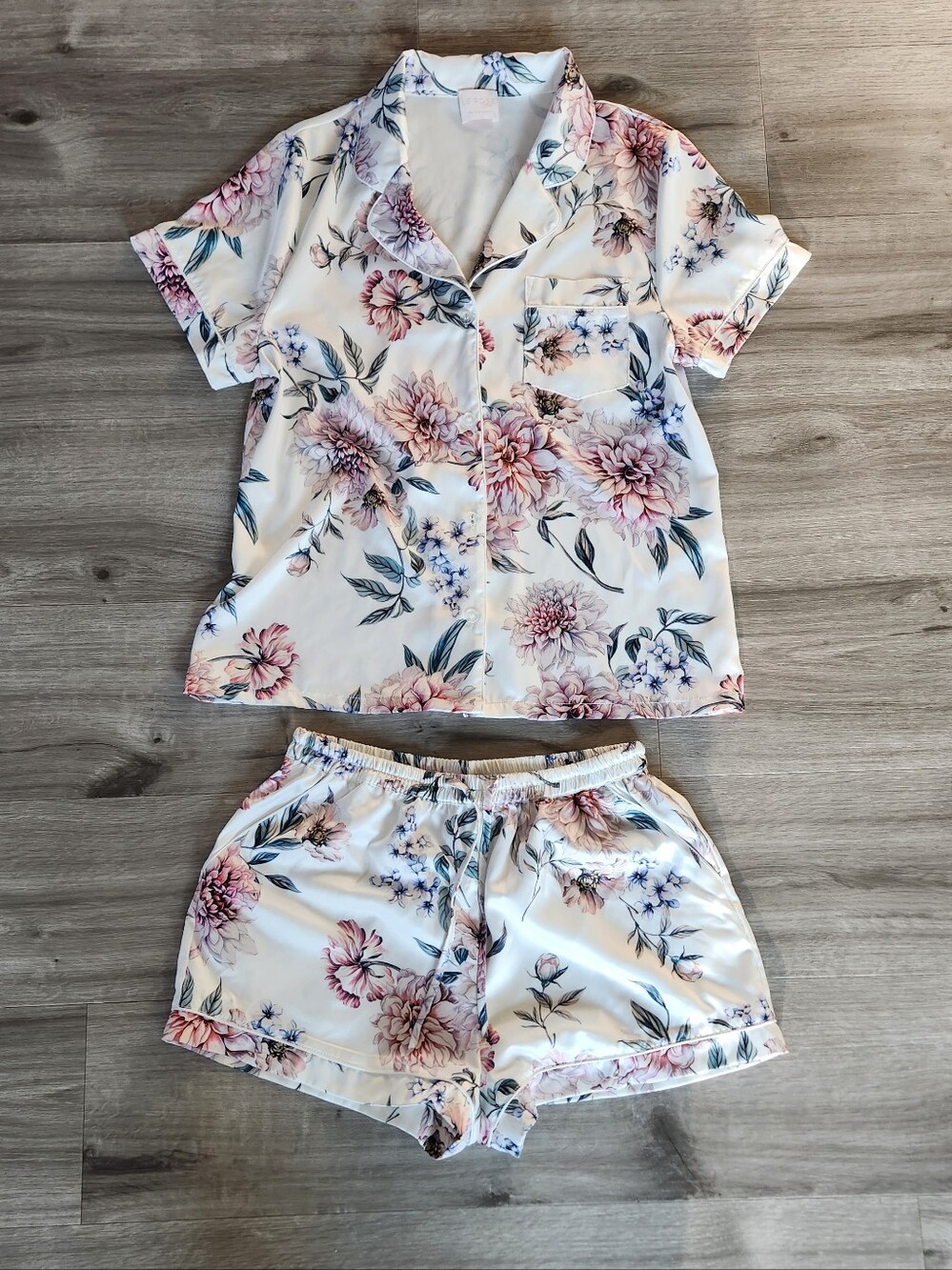 Le Rose Sasha Parisian Fleur Satin Sleep Set